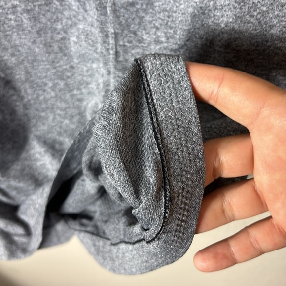 Athleta Fastest Track Short Sleeve T-shirt in Grey Size M - Picture 5 of 7